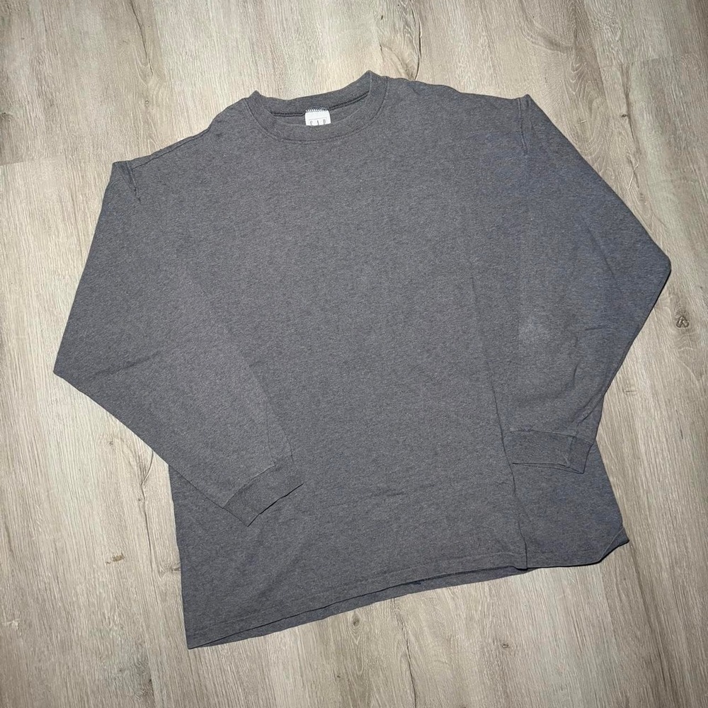 GAP Long sleeved classic vintage grey shirt